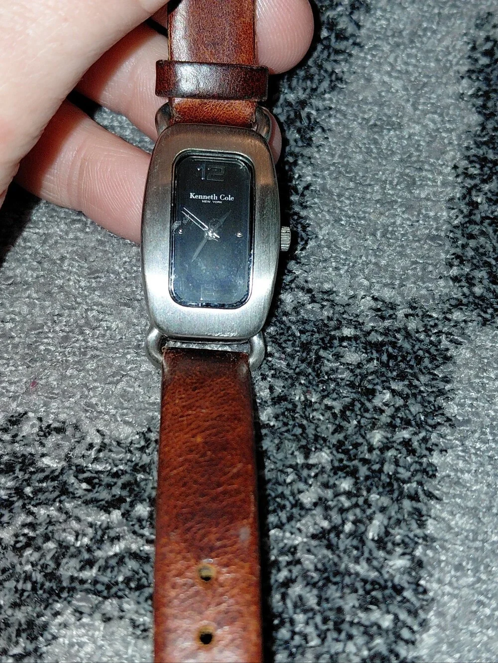 Kenneth Cole vintage kenneth
